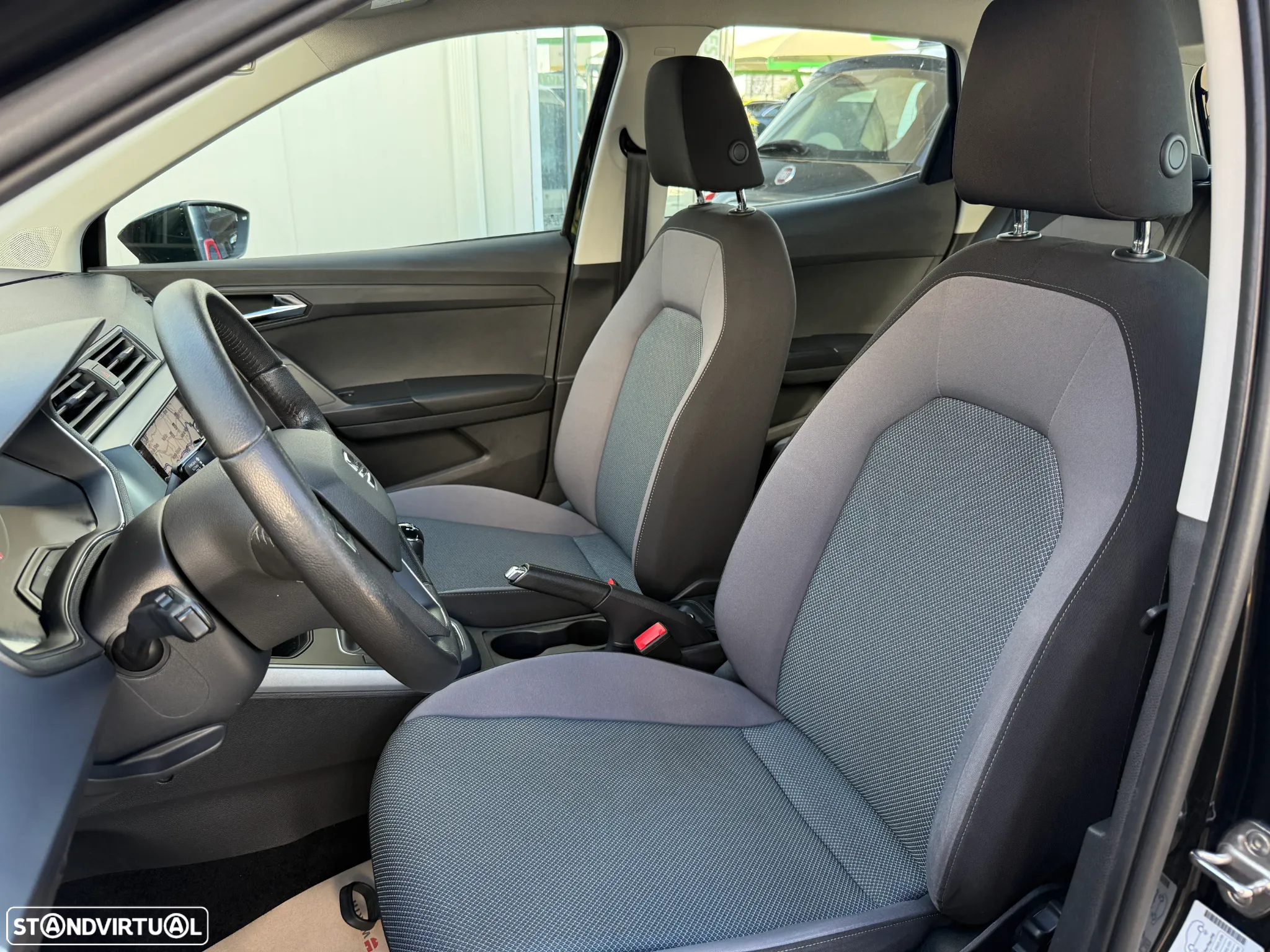 SEAT Arona 1.6 TDI Style - 14