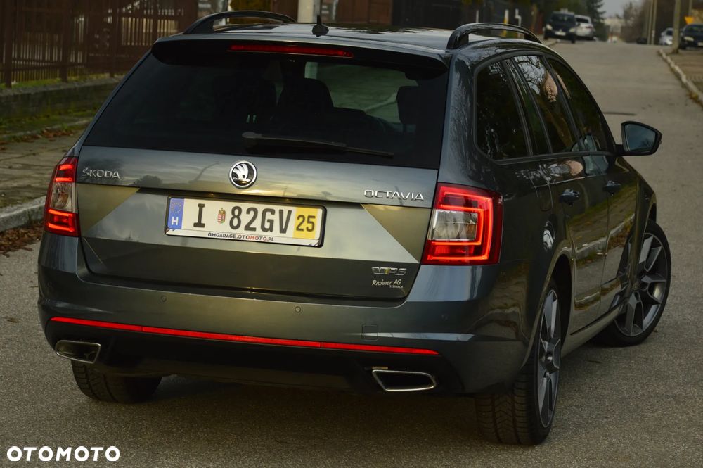 Skoda Octavia 2.0 TDI RS - 19