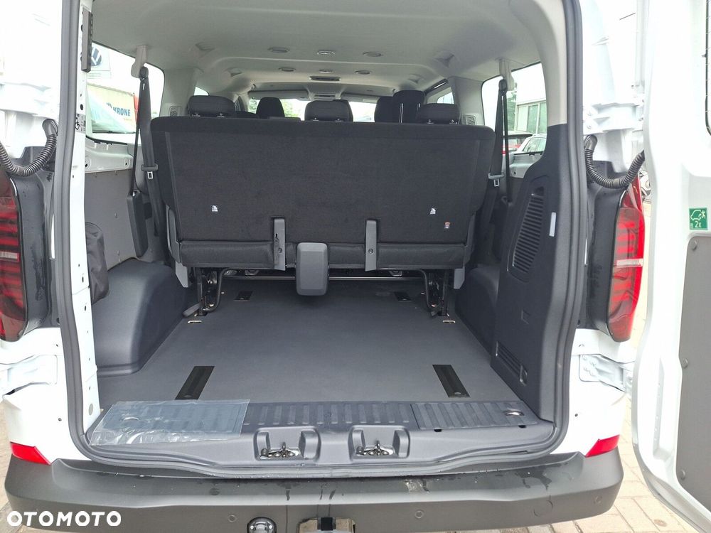 Volkswagen Transporter - 17