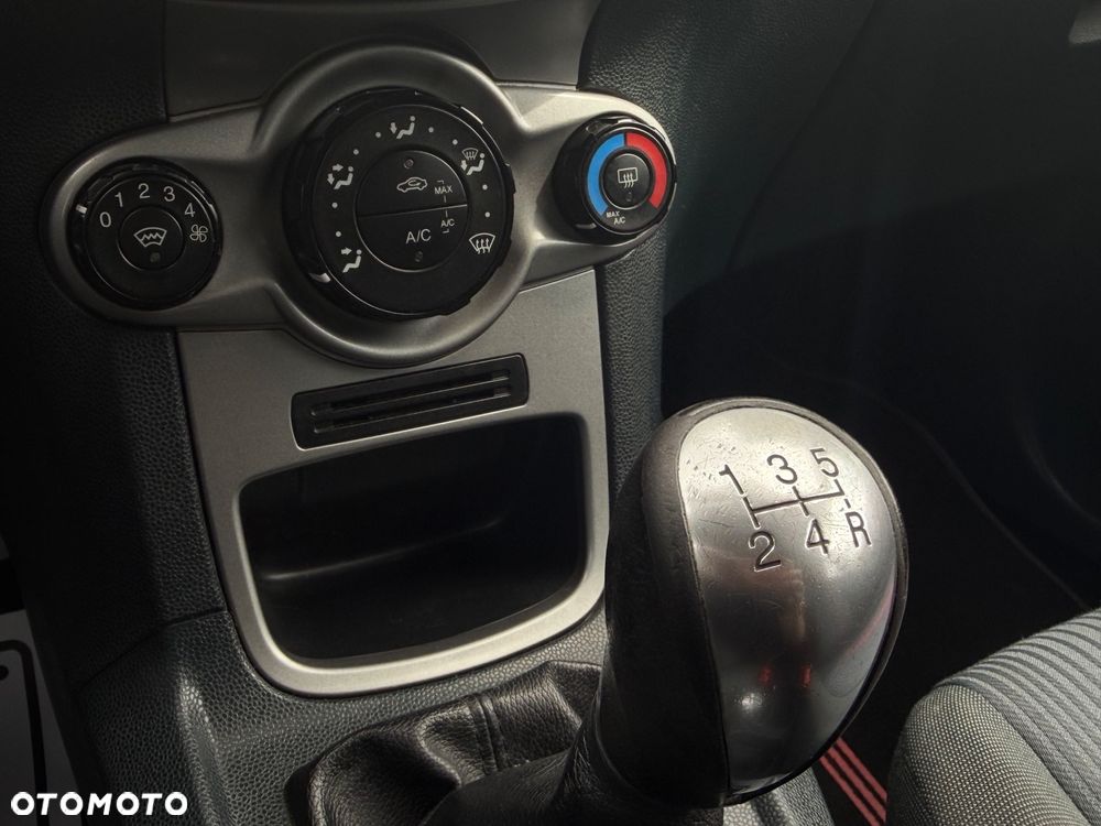 Ford Fiesta 1.25 Trend - 26