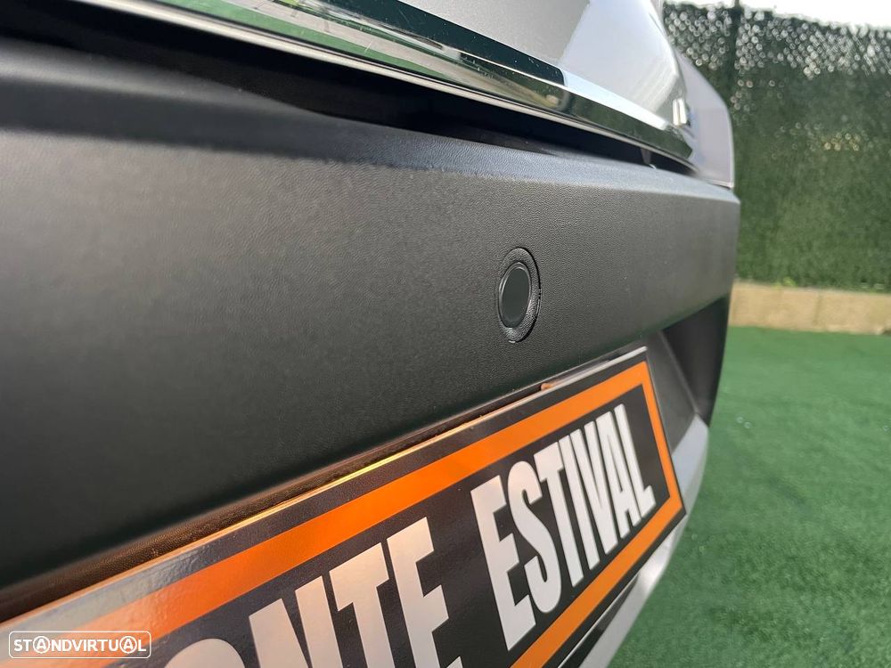 Dacia Spring Comfort Plus - 12