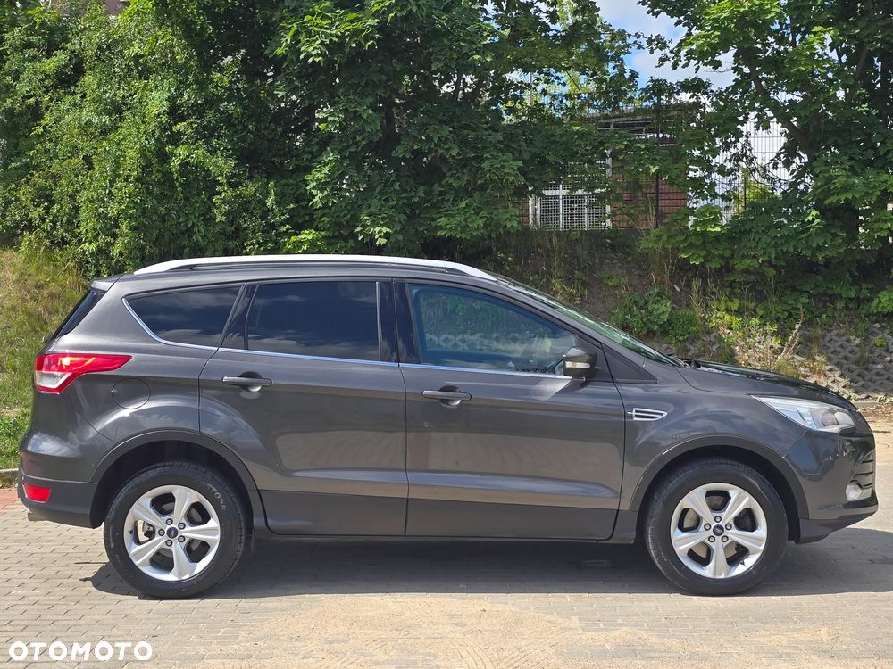 Ford Kuga 2.0 TDCi 4x4 Titanium - 12