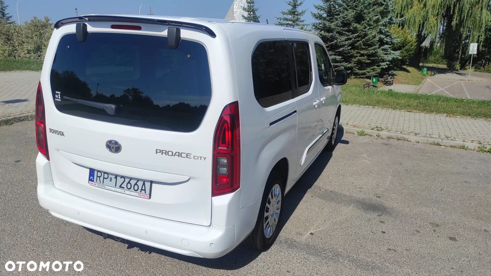 Toyota Proace City Verso Long 1.2 D-4T Business - 22