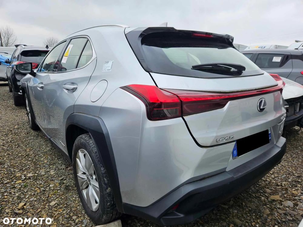 Lexus UX 250h (E-FOUR) Luxury Line