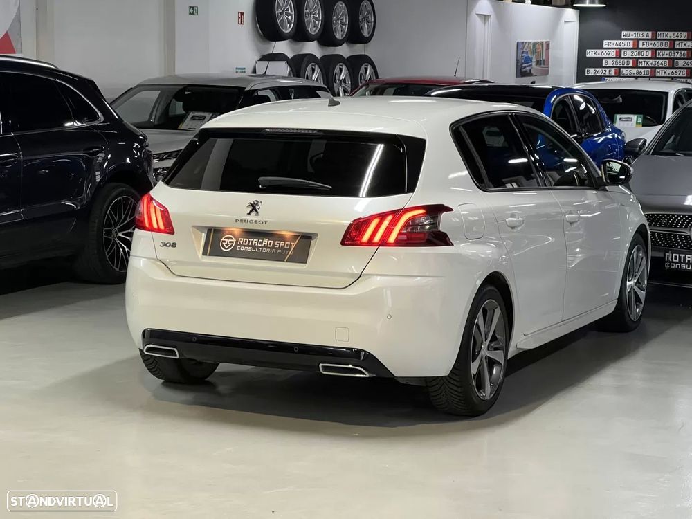 Peugeot 308 1.2 PureTech Style - 26