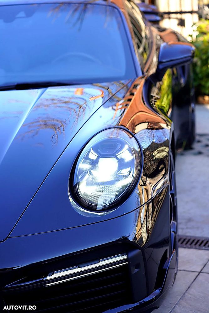 Porsche 911-TURBO-S - 5