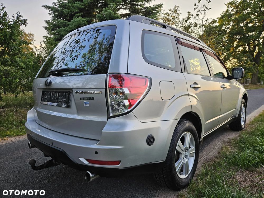 Subaru Forester 2.0 XA TRE - 3