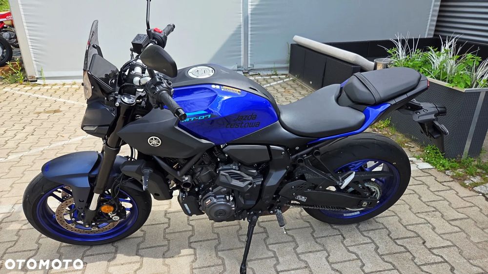 Yamaha MT - 2