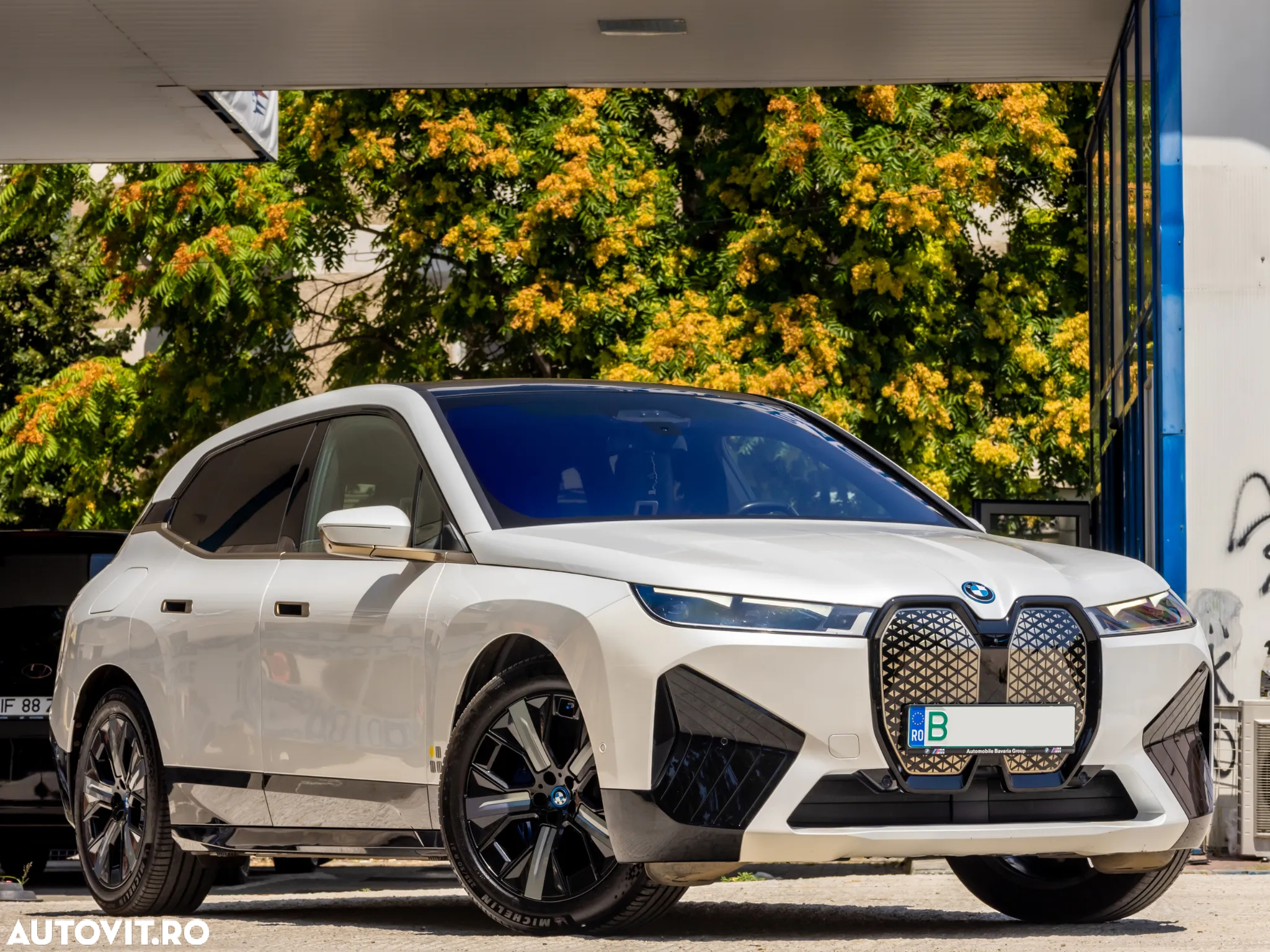 BMW iX xDrive40 - 2