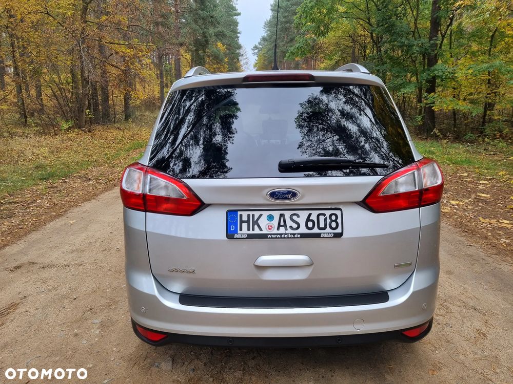 Ford Grand C-MAX - 20