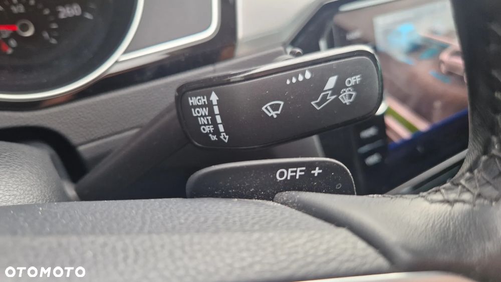 Volkswagen Passat 2.0 TDI EVO Business DSG - 26