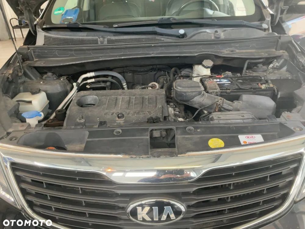 Kia Sportage 1.7 CRDI 2WD Spirit - 13