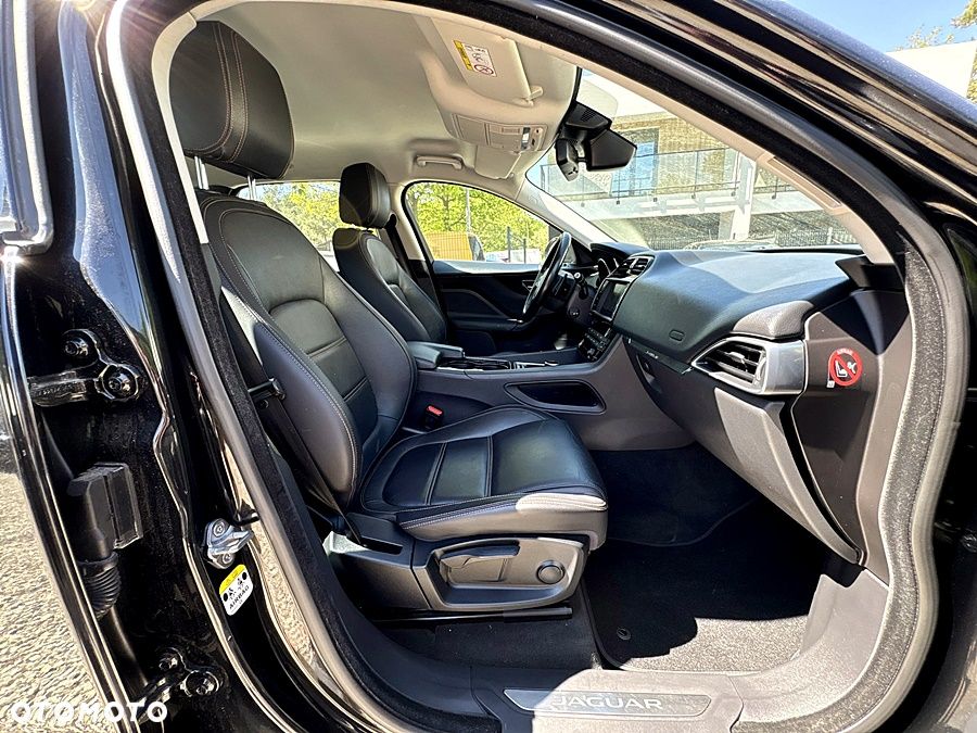 Jaguar F-Pace 20d AWD Prestige - 29