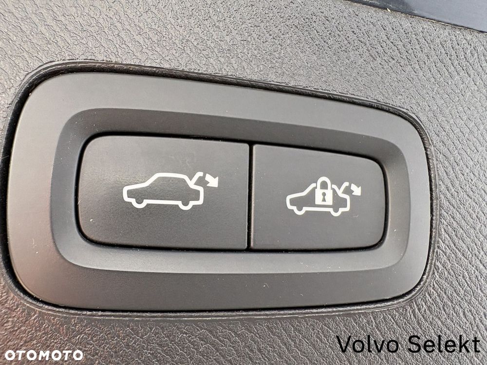 Volvo XC 90 - 34