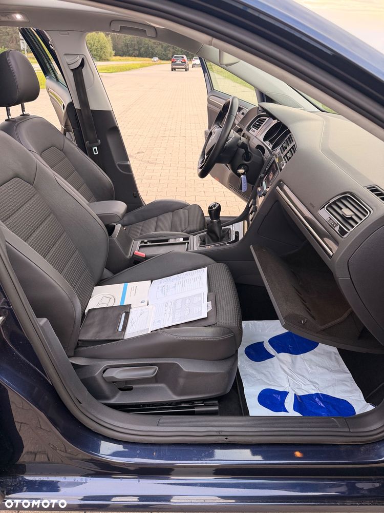 Volkswagen Golf 2.0 TDI DPF 4Motion Highline - 17