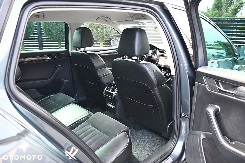 Skoda Superb 2.0 TDI DSG Style - 23