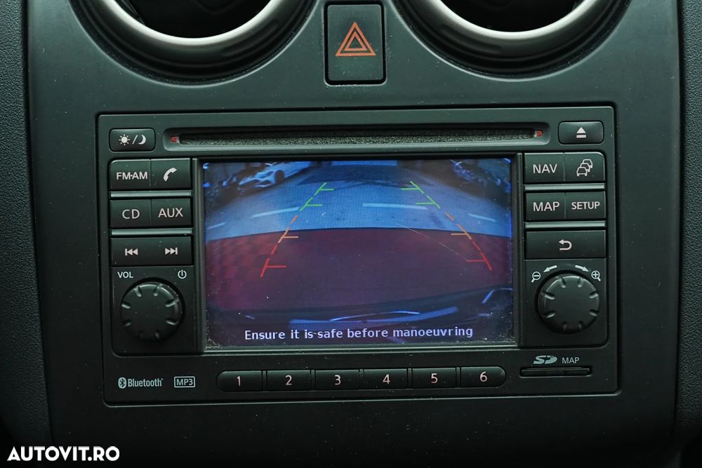 Nissan Qashqai 2.0 DCI DPF 4X4 Acenta SP - 33