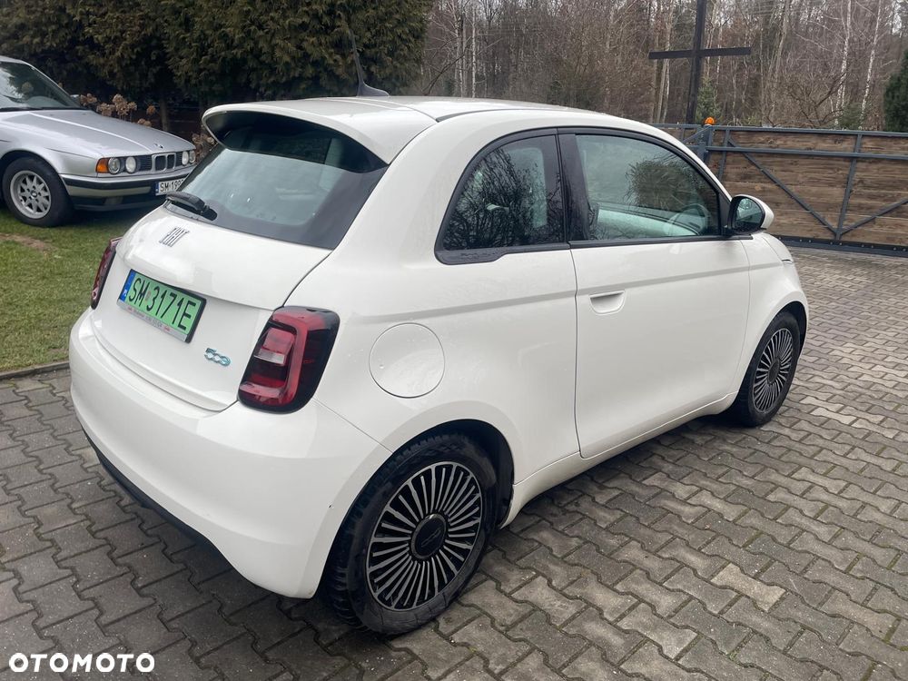 Fiat 500 23.8kWh Icon - 3