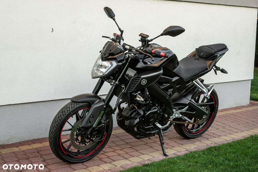 Yamaha MT - 6
