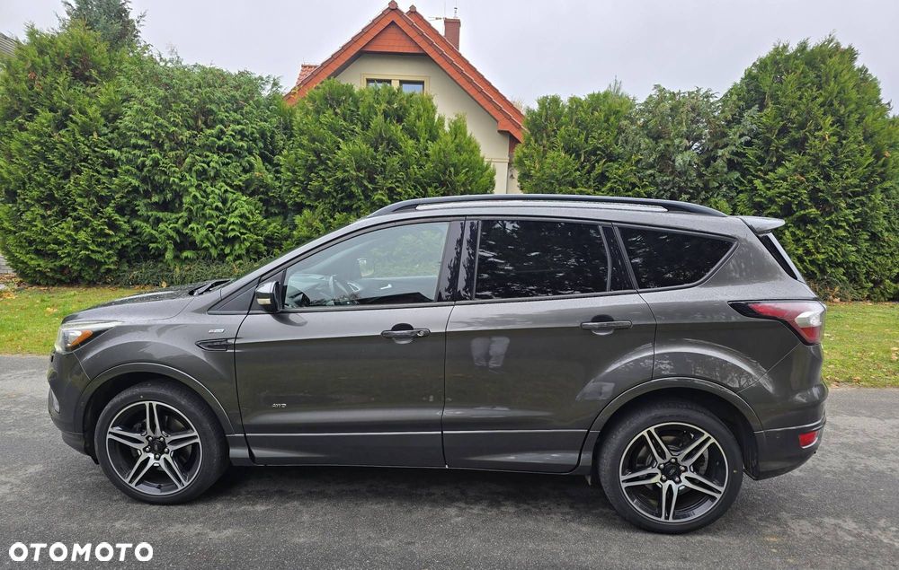 Ford Kuga 2.0 TDCi AWD ST-Line - 31