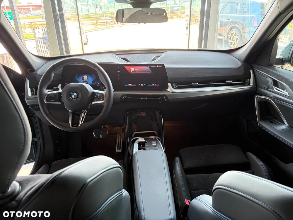 BMW X1 - 16