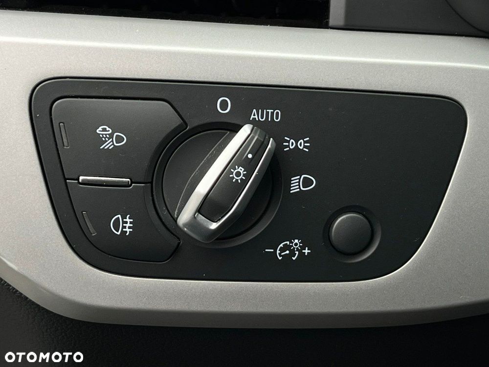 Audi A4 Limousine - 23