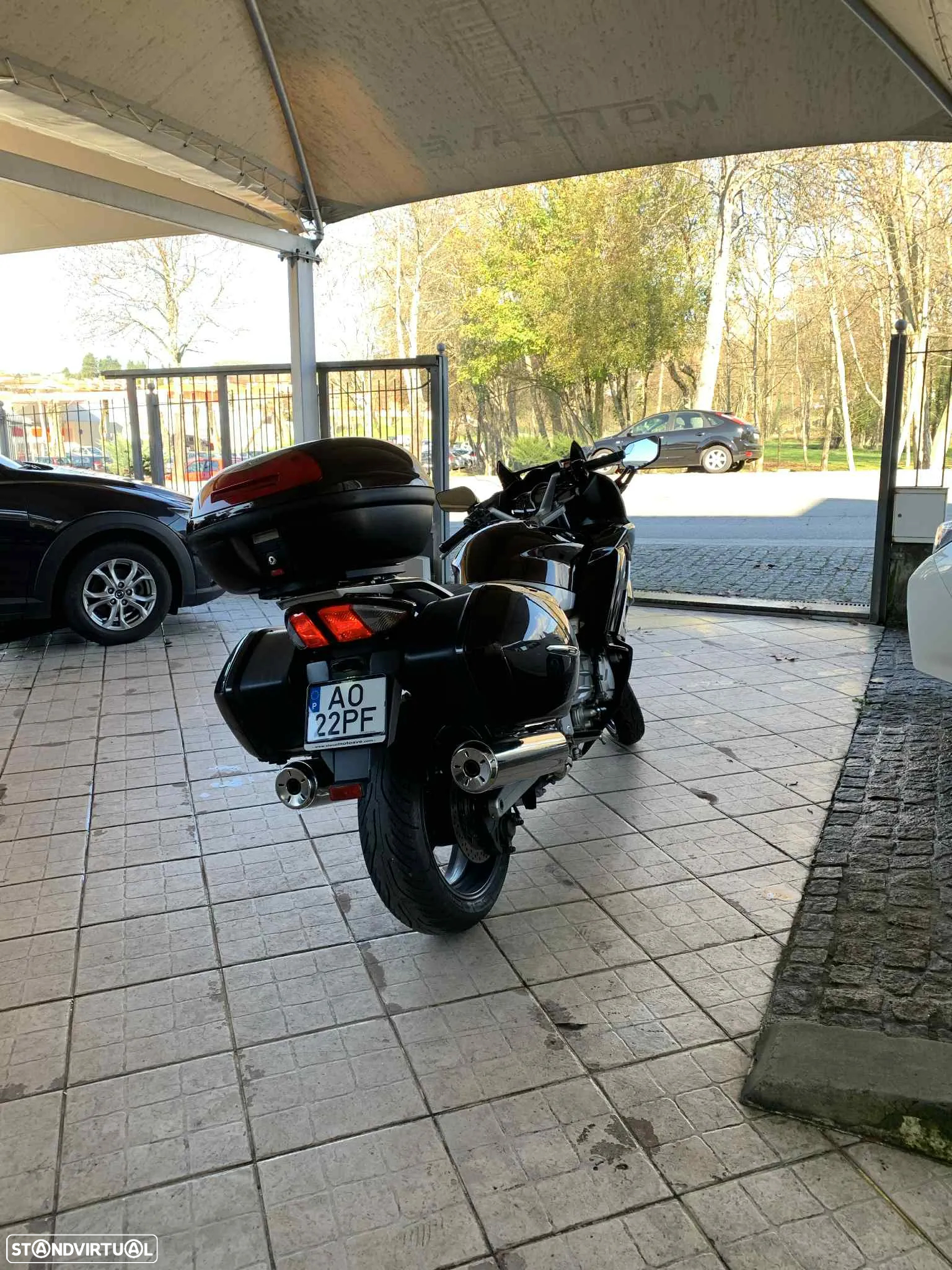Yamaha FJR - 4