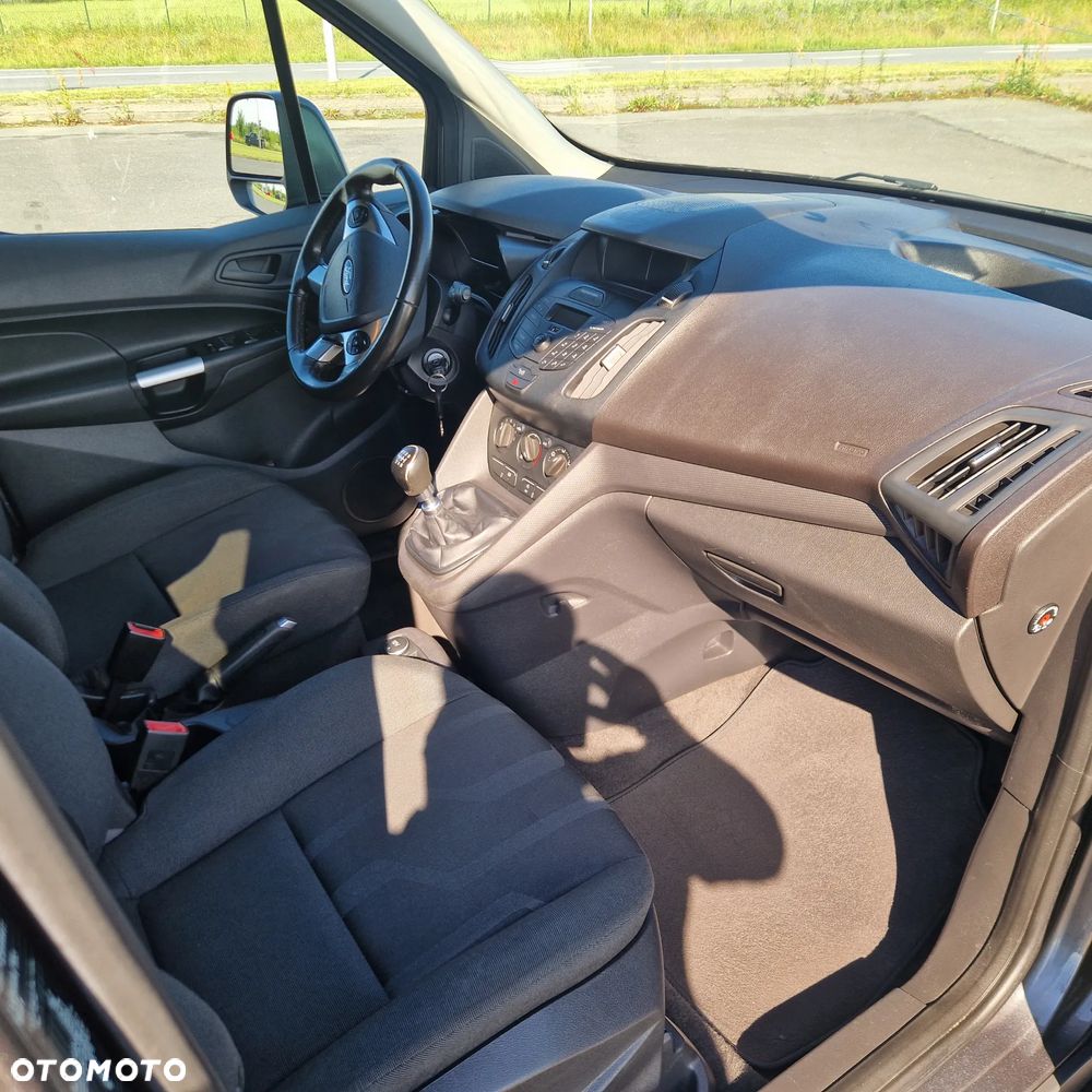 Ford Tourneo Connect - 16