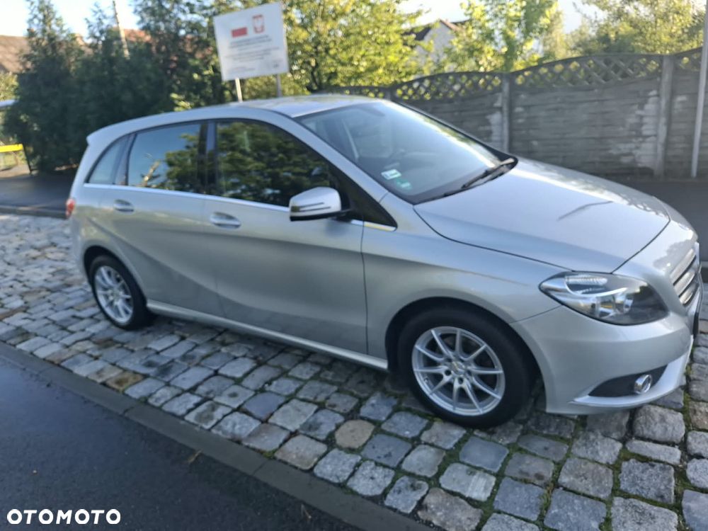 Mercedes-Benz Klasa B 180 - 4