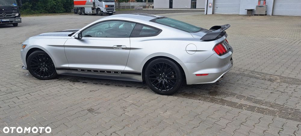 Ford Mustang 2015 photo 2