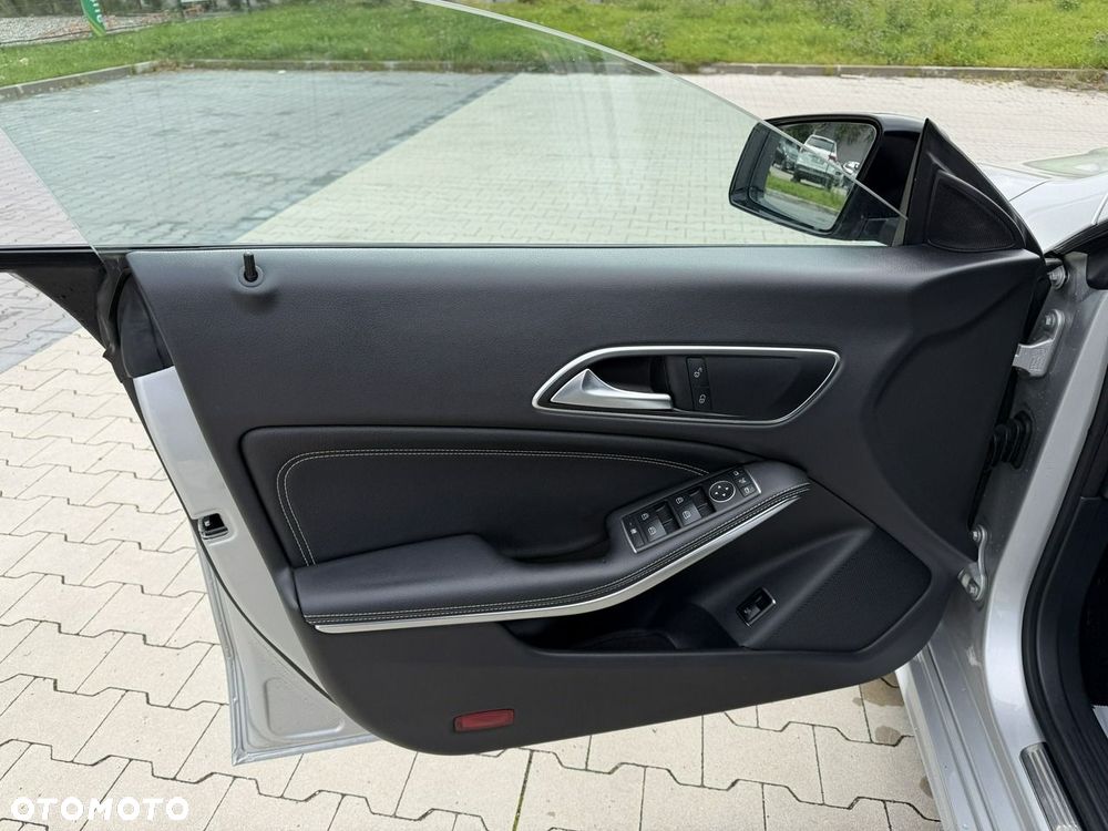 Mercedes-Benz CLA 200 (CDI) d 7G-DCT AMG Line - 15
