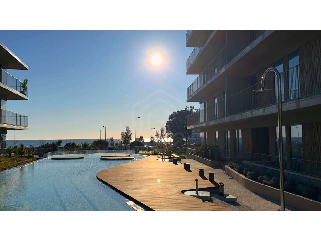 Apartamento T1 na primeira linha da Praia de Quarteira, Algarve - Grande imagem: 2/51
