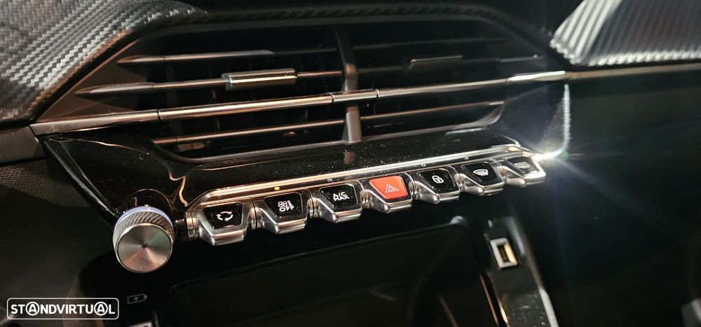 Peugeot 208 1.2 PureTech Active - 13