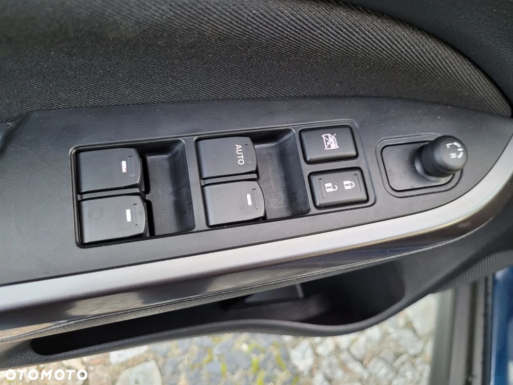 Suzuki Vitara 1.5 Dualjet Hybrid Allgrip AGS Comfort "SHINKAI" - 21