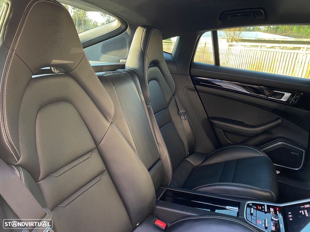 Porsche Panamera - 9