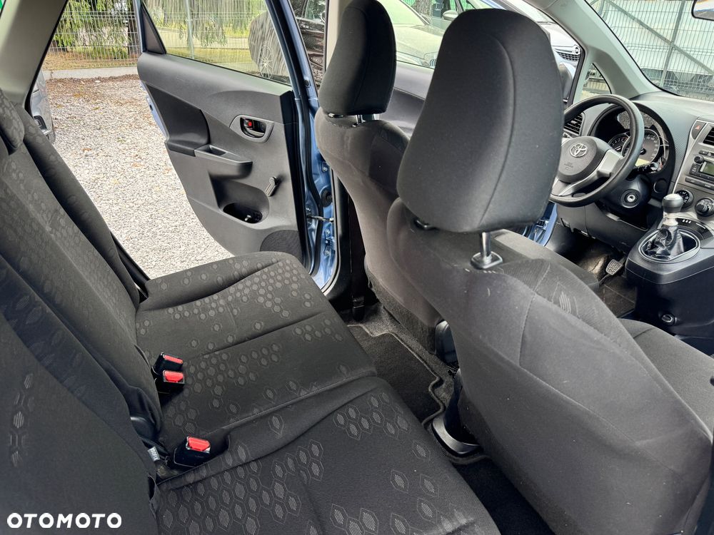 Toyota Verso S - 27