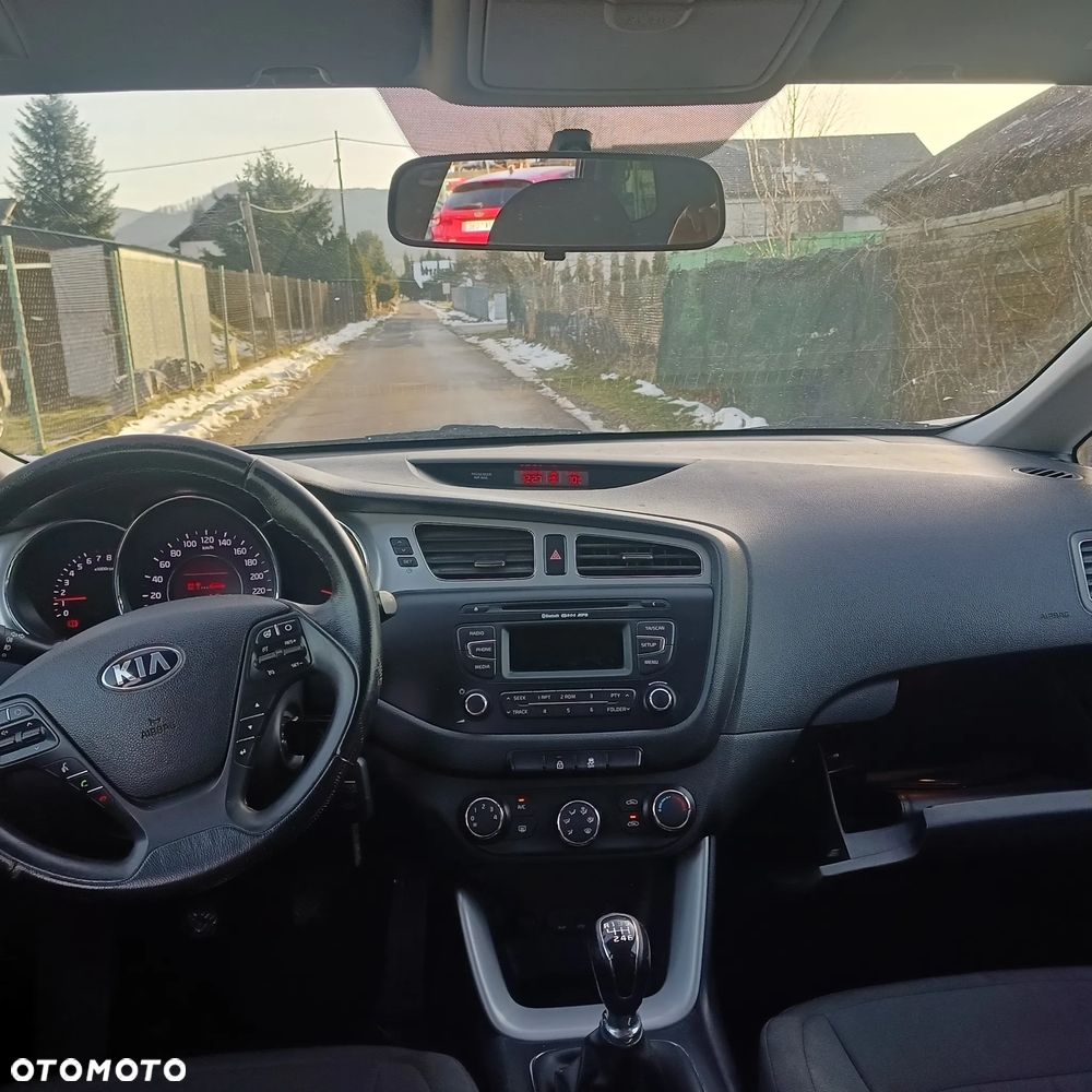 Kia Ceed 1.6 GDI Dream-Team Edition - 7