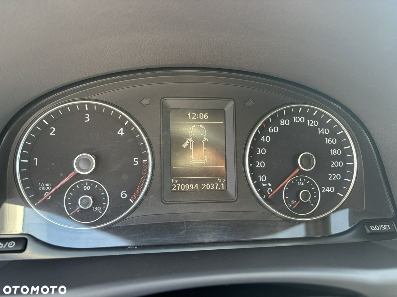Volkswagen Touran 1.6 TDI DPF BlueMot Comfortline - 20