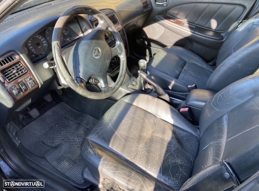 Toyota Avensis S/D 2.0 D4D Sol - 7