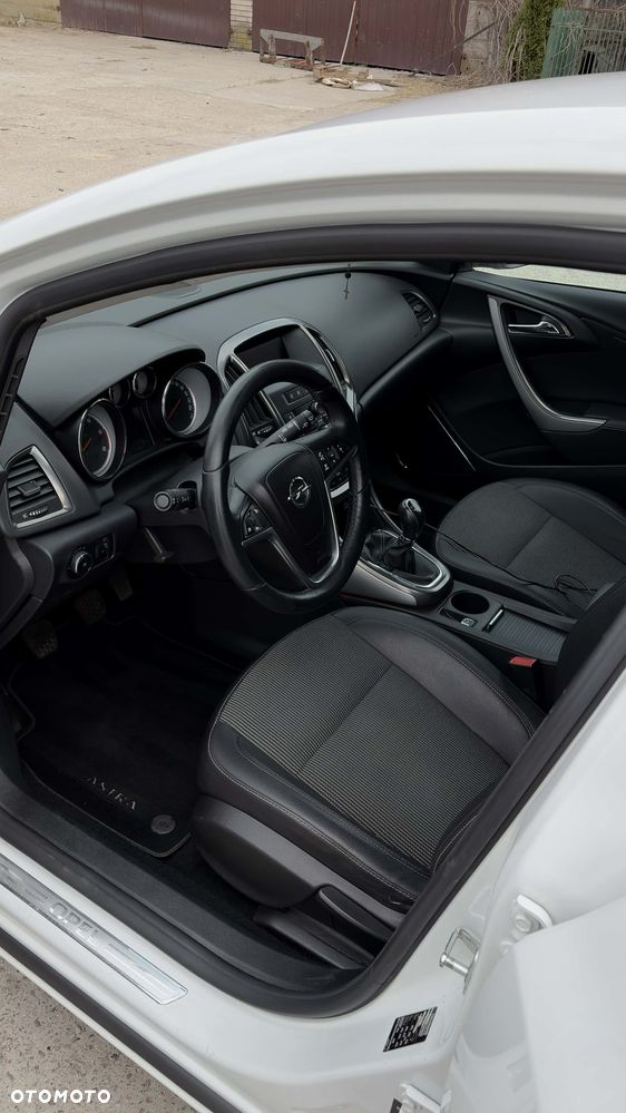 Opel Astra - 4