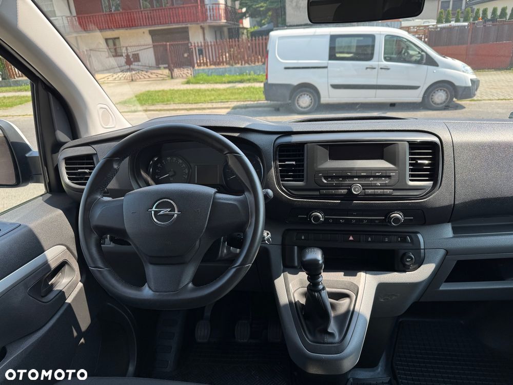 Opel Vivaro Long 3,1t Enjoy (bryg.) - 11