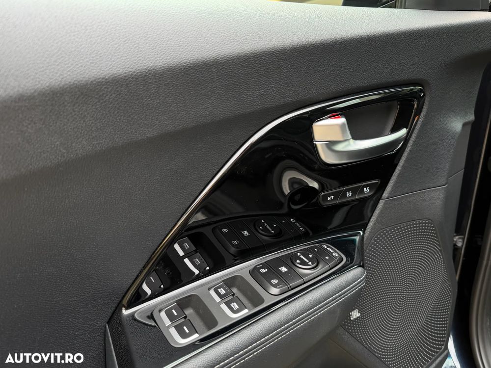 Kia Niro 1.6 GDI 6DCT PHEV Comfort - 12