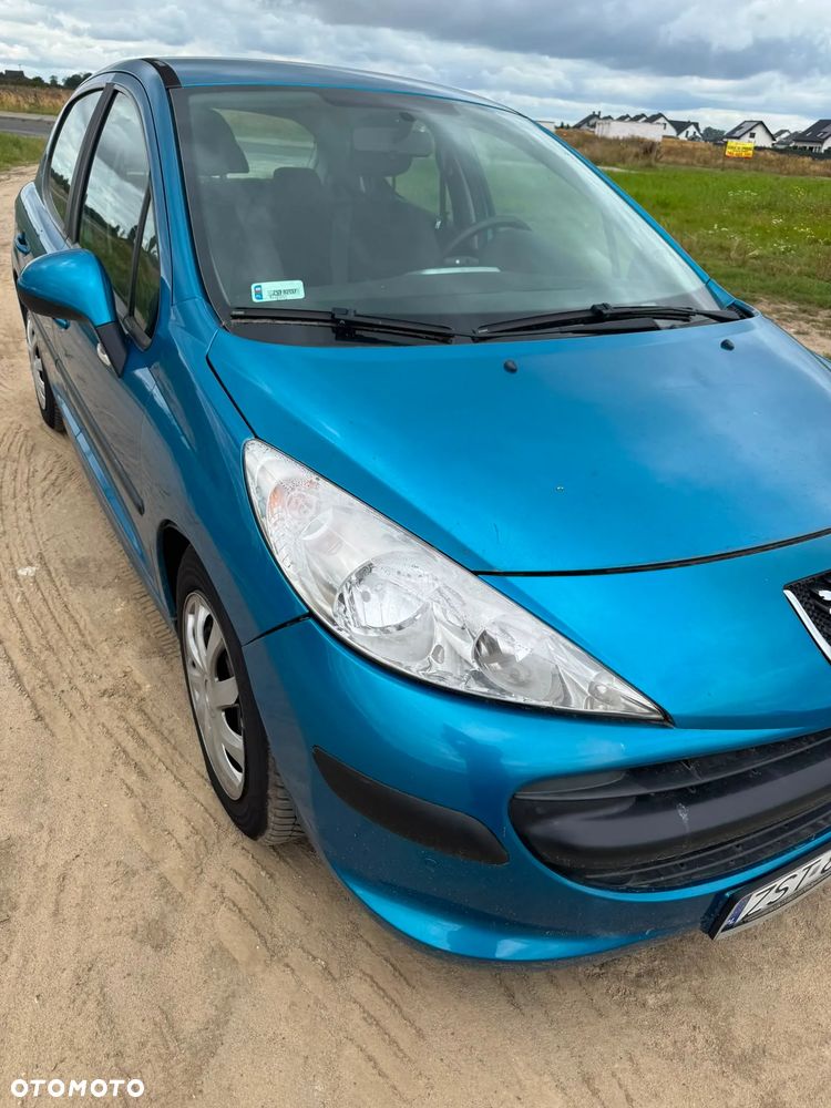 Peugeot 207 1.4 Presence - 9