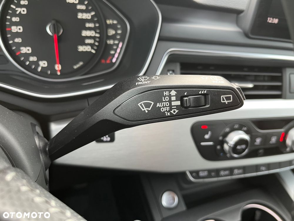 Audi A4 Avant 2.0 TDI S tronic - 31