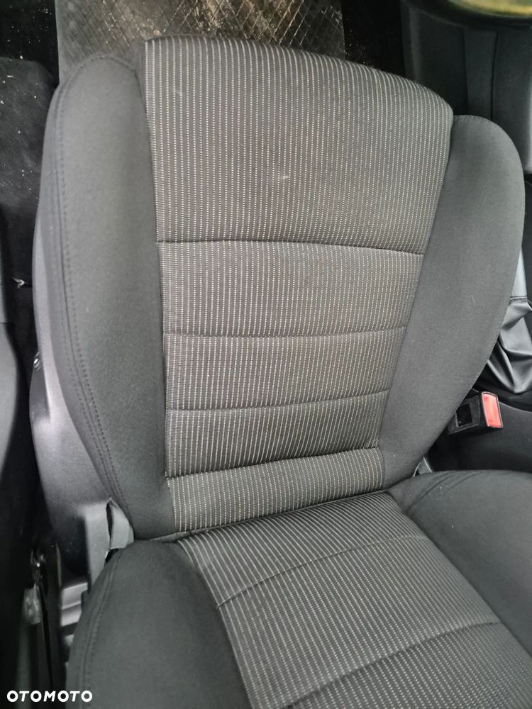 Ford Mondeo 2.0 TDCi Titanium - 14