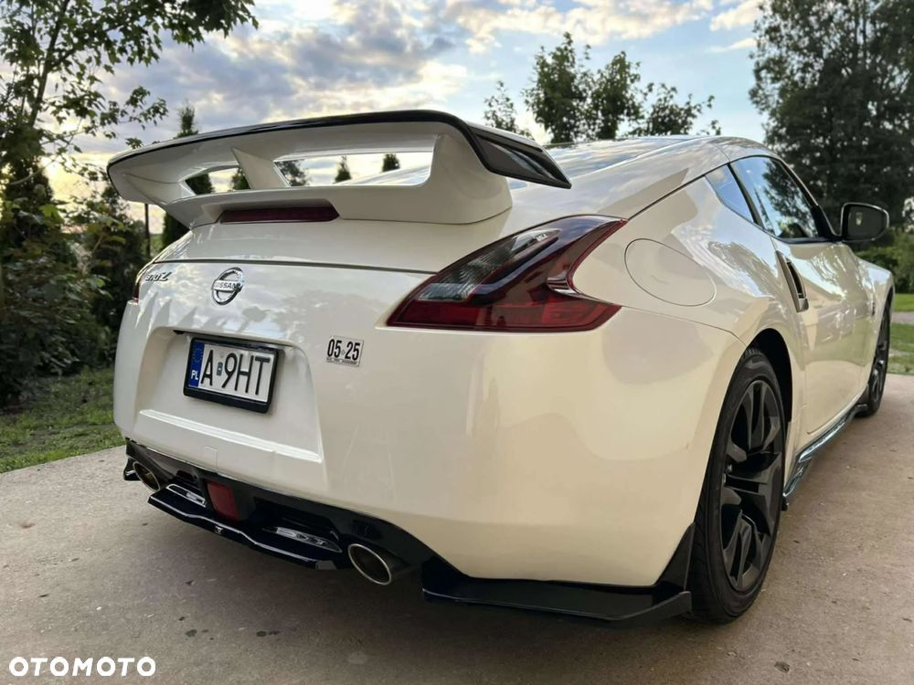 Nissan 370 Z - 12