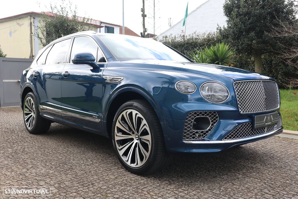 Bentley Bentayga V8 Azure - 2