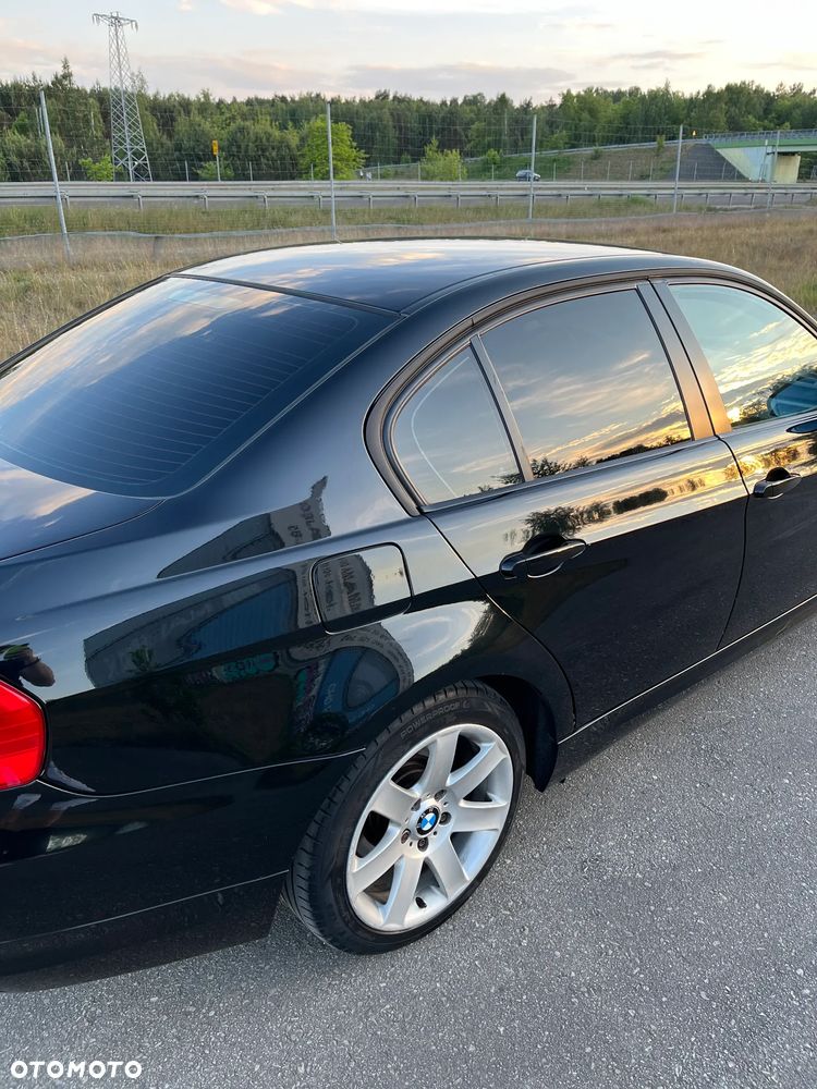 BMW Seria 3 318d - 9