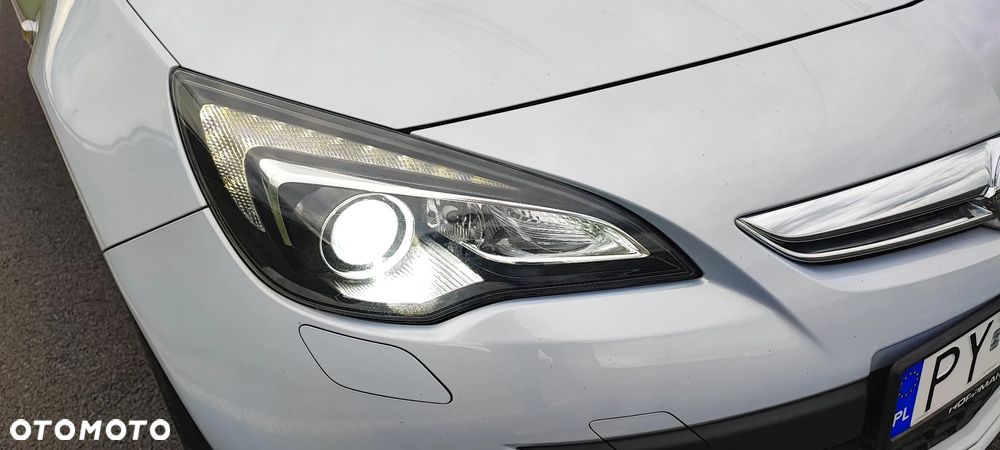 Opel Astra 1.6 Turbo Edition - 20