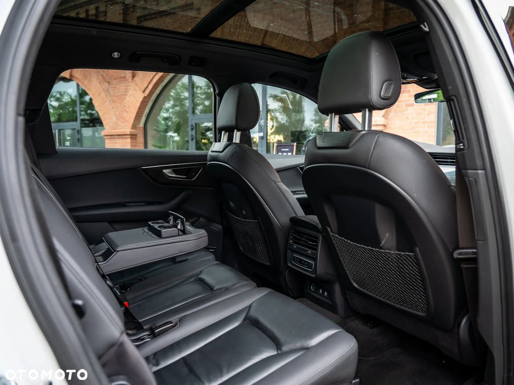 Audi Q7 - 21